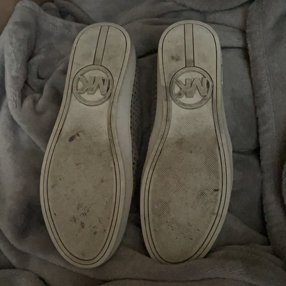 Used micheal kors shoes - Picture 2 of 5